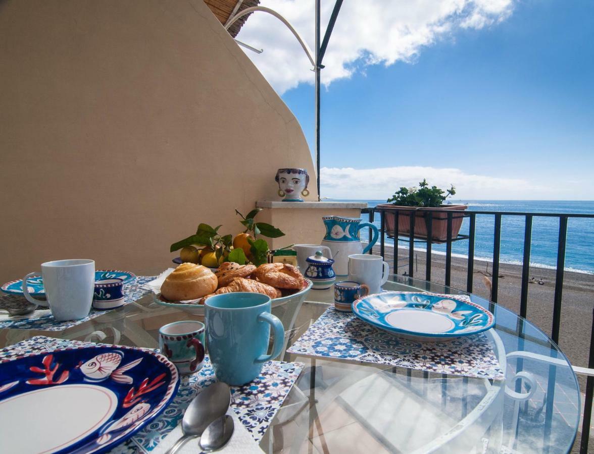 Casa Il Capriccio, Spiaggia Grande Positano Villa ภายนอก รูปภาพ