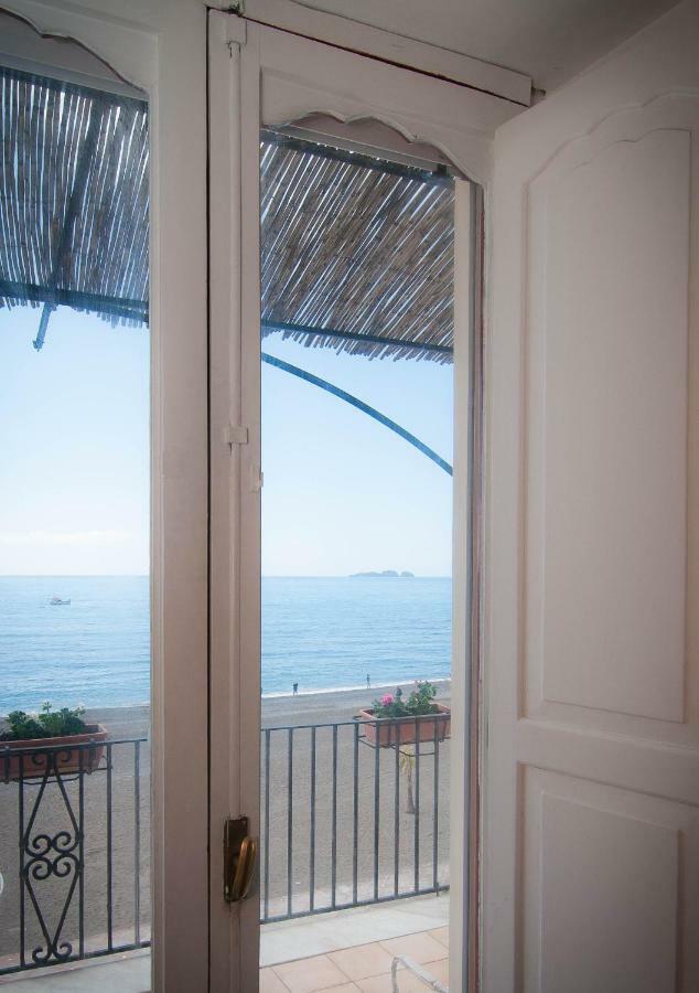 Casa Il Capriccio, Spiaggia Grande Positano Villa ภายนอก รูปภาพ